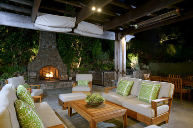 Inspiration for a timeless patio remodel in San Francisco