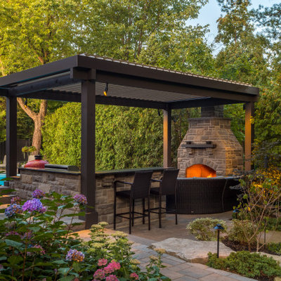 This is an example of a rustic landscaping in Toronto.