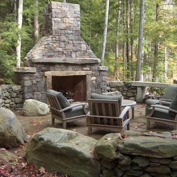 Fire Pits and Outdoor Fireplaces