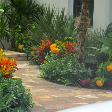 Florida Front yard garden design