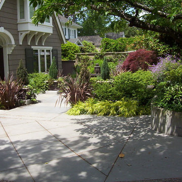 Formal Laurelhurst Garden