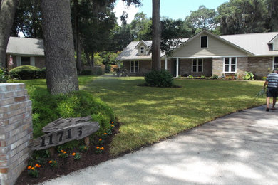 This is an example of a front yard landscaping in Jacksonville.