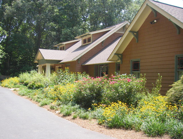 Craftsman Landscape by Home & Garden Design, Atlanta - Danna Cain, ASLA