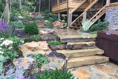 Design ideas for a rustic landscaping in Louisville.