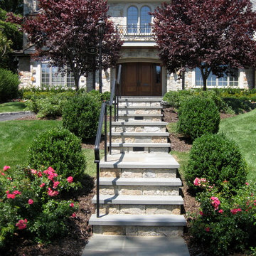 Front Steps - Street to House