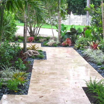 Front yard landscape South Florida