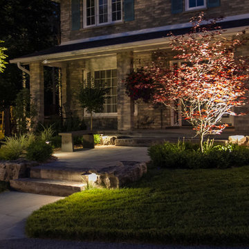 Front yard landscaping in Oakridges