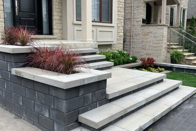 This is an example of a contemporary landscaping in Toronto.
