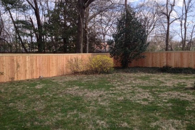 This is an example of a backyard mulch landscaping in Nashville.