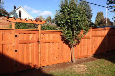 Design ideas for a large craftsman backyard landscaping in Portland.