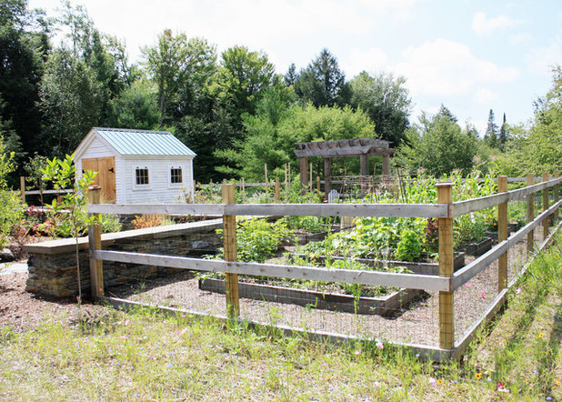 Farmhouse Landscape by Ambler Design