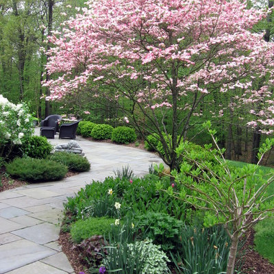 This is an example of a traditional landscaping in New York.