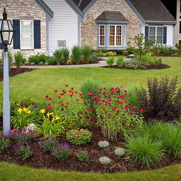 Traditional Front Landscape - Germantown, WI