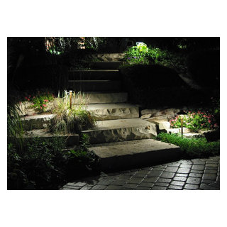 Glimmer landscape lighting deals