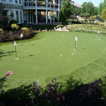 Golf and Putting Greens with Artificial Grass