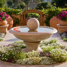 Fountains & Pots