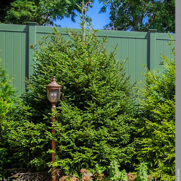 Grand Illusions Color Spectrum Forest Green Color PVC Vinyl Fence