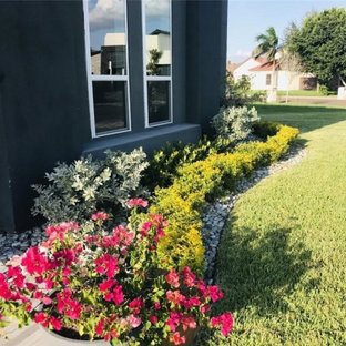 Design ideas for a contemporary landscaping in Other.