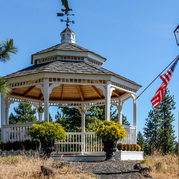 Hangman Valley Colonial