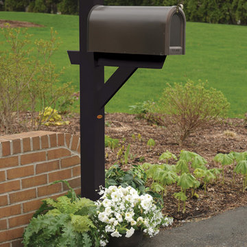 Hazleton Mailbox Post
