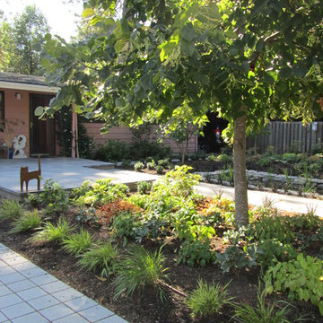 Hillsboro Front Garden