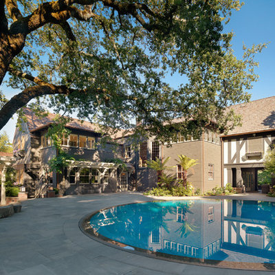Inspiration for a traditional backyard stone landscaping in San Francisco.