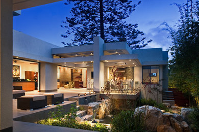 This is an example of a contemporary landscaping in San Diego.