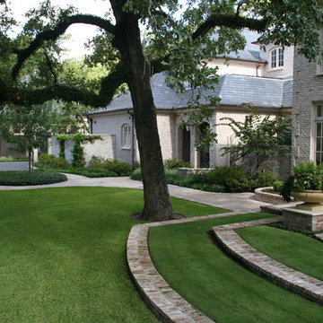 Houston Casual Landscape