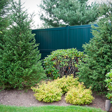 Hunter Green PVC Vinyl 8' High Privacy Fence from Illusions Fence
