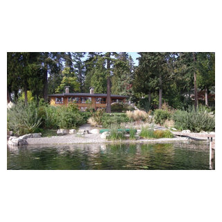 Hunts Point Cozy Cove - Traditional - Landscape - Seattle - by The ...