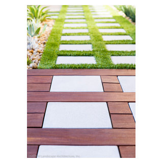 Ipe Wood Deck + Stepstone Pavers - Contemporary - Landscape - Orange ...