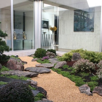 Jardin japones con Niwaki