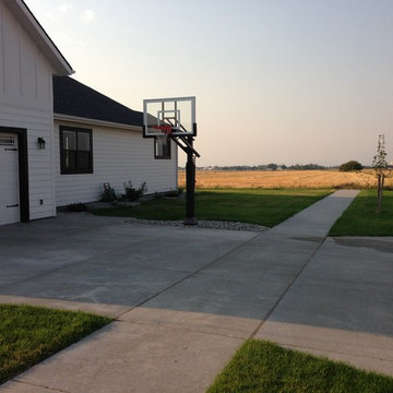 Kevin B's Pro Dunk Silver Basketball System on a 24x24 in Bozeman, MT