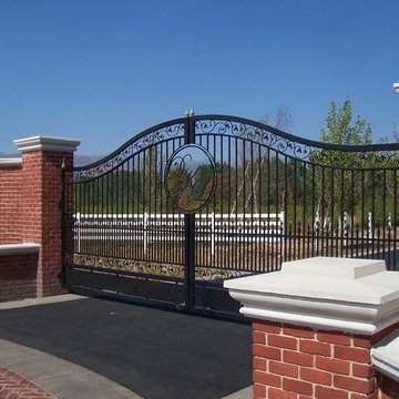 Lafayette Driveway Gate
