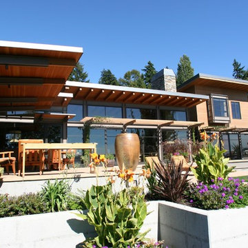Lake House One - Exterior