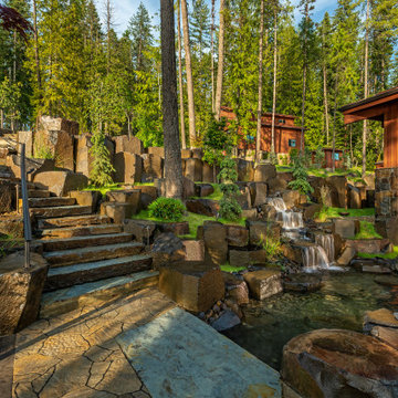 Lake-Side Boulder Retreat