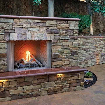 Landscape & Outdoor Fireplace