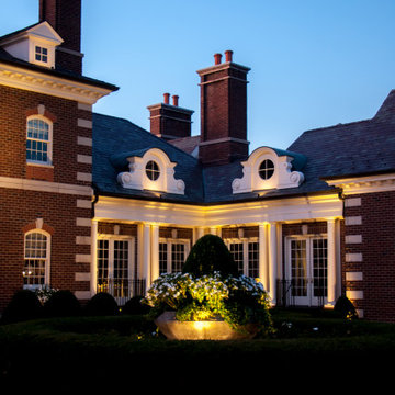 Landscape Lighting Adds Outdoor Magic to Stately Ohio Home