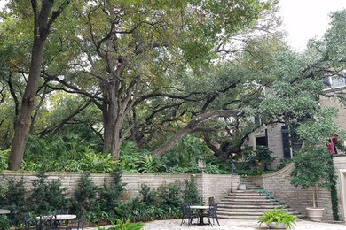Traditional garden in Austin.