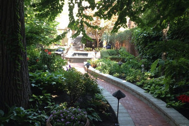 Classic garden in Chicago.
