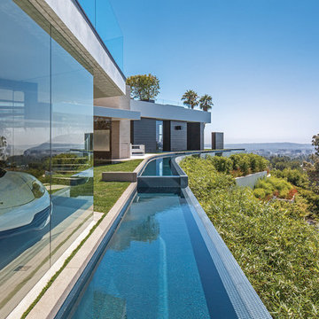 Laurel Way Beverly Hills luxury mansion with wraparound moat pool