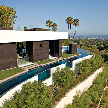 Laurel Way Beverly Hills luxury home modern wraparound swimming pool & landscape