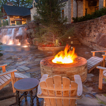 Luxury Pool and Water Feature - Eagles Landing