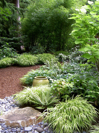 Contemporary Landscape by Bliss Garden Design, LLC