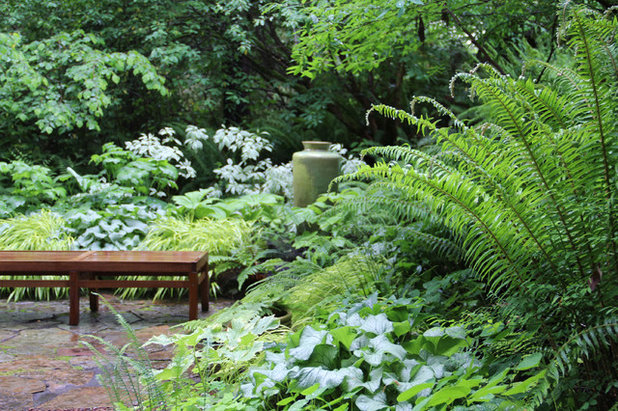 Traditional Landscape by Bliss Garden Design, LLC