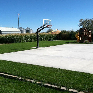 Mark L's Pro Dunk Gold Basketball System on a 50x30 in Roberts, ID