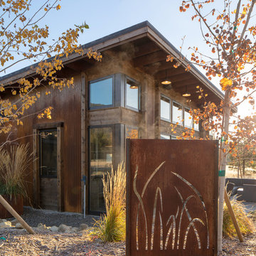 Mazama Meadow Guest House. Mazama, Washington