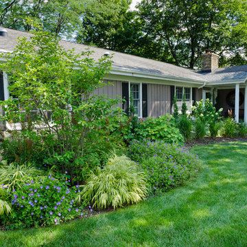 Transitional Front Yard - Mequon