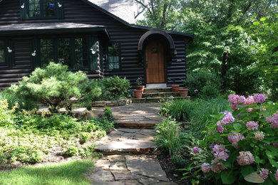This is an example of a rustic landscaping in Chicago.