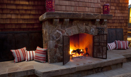 Extend Your Living Space With an Outdoor Fireplace